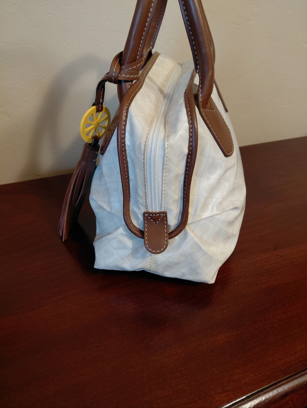Gherardini Satchel Bag featuring a "G" Monogram Pattern White & Brown - Picture 6 of 12